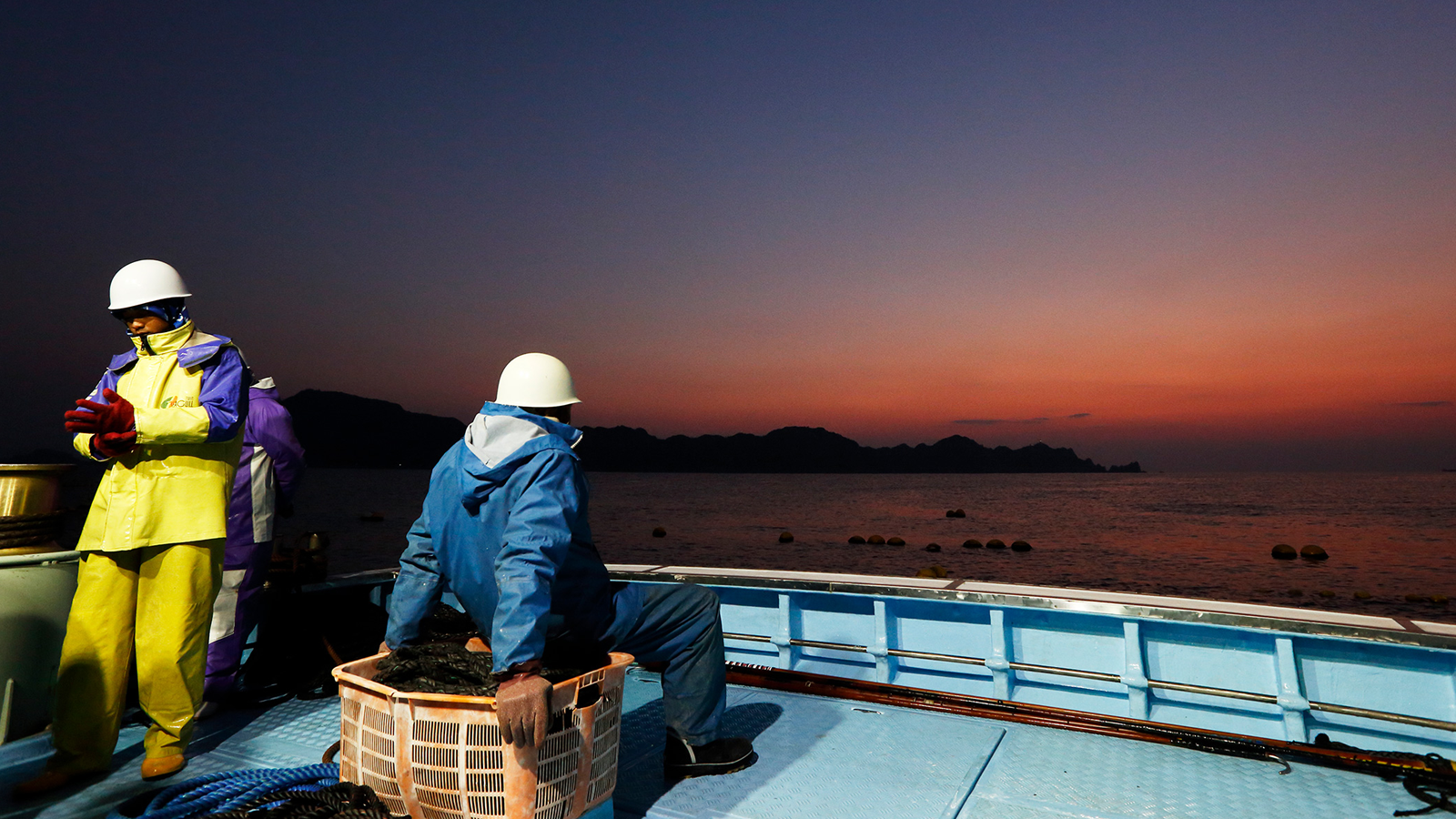 宮崎・日南の沖から見える朝焼け（黒潮に面した豊かな海）